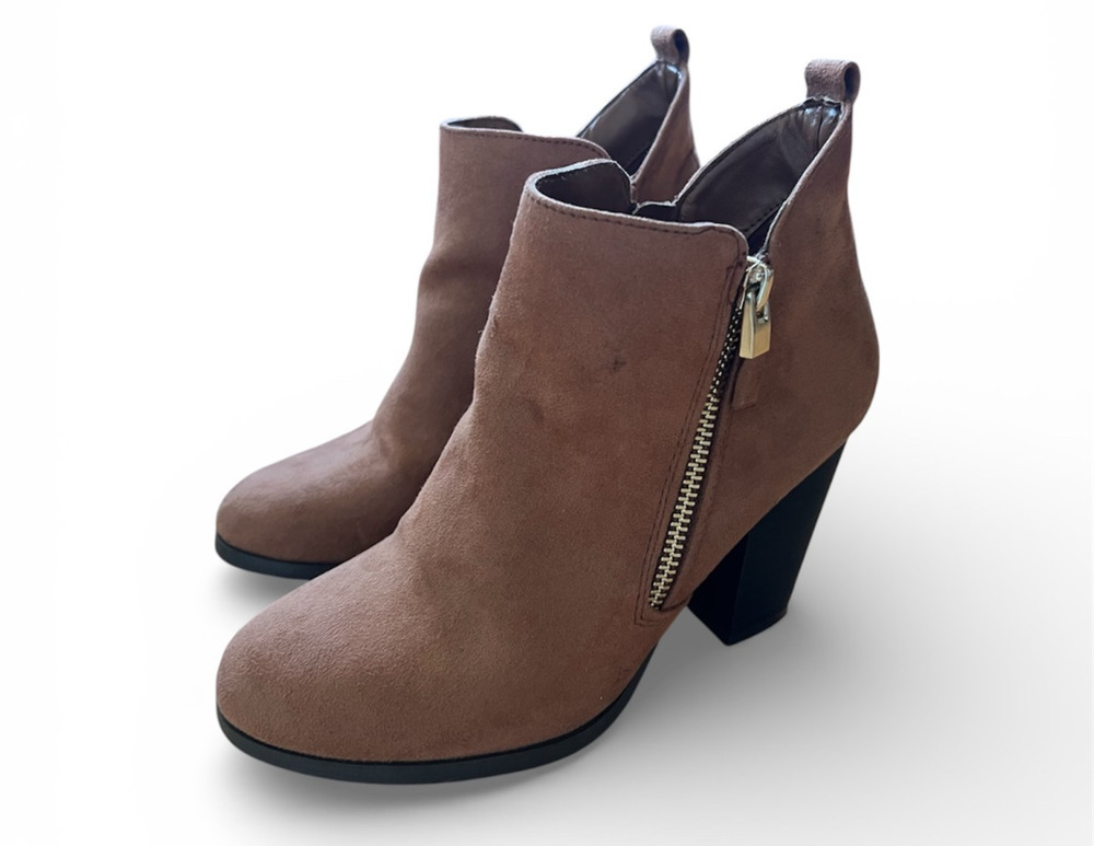 Call it Spring Brown Suede Heeled Booties Size 5 Boho Minimalist Earthy Style